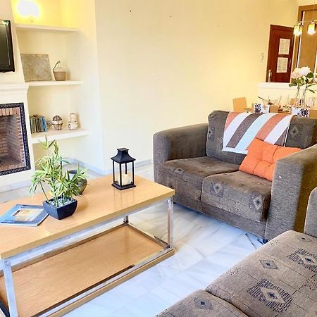 Oasis Apartment มิฮาส ภายนอก รูปภาพ