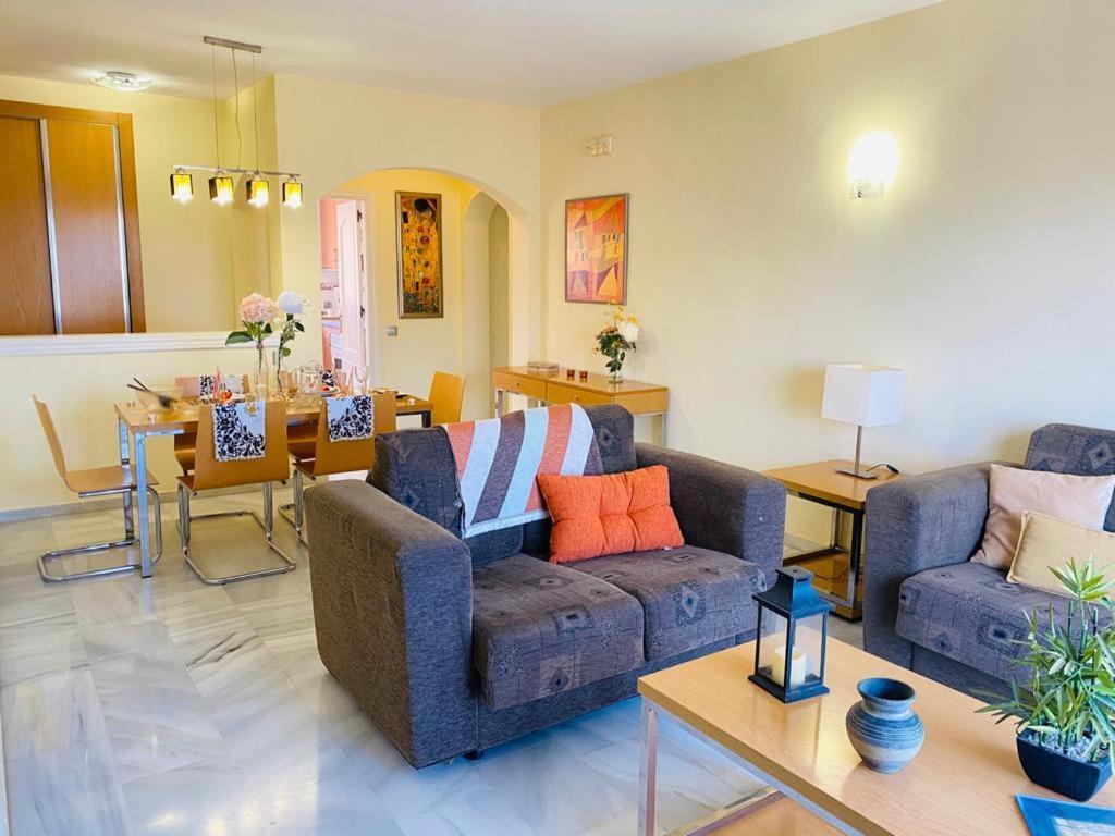 Oasis Apartment มิฮาส ภายนอก รูปภาพ